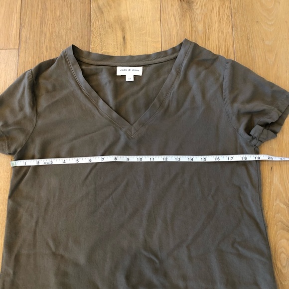 Anthropologie Cloth & Stone Olive Green Short Sleeve V Neck Tee Shirt Dress - M - Picture 4 of 7